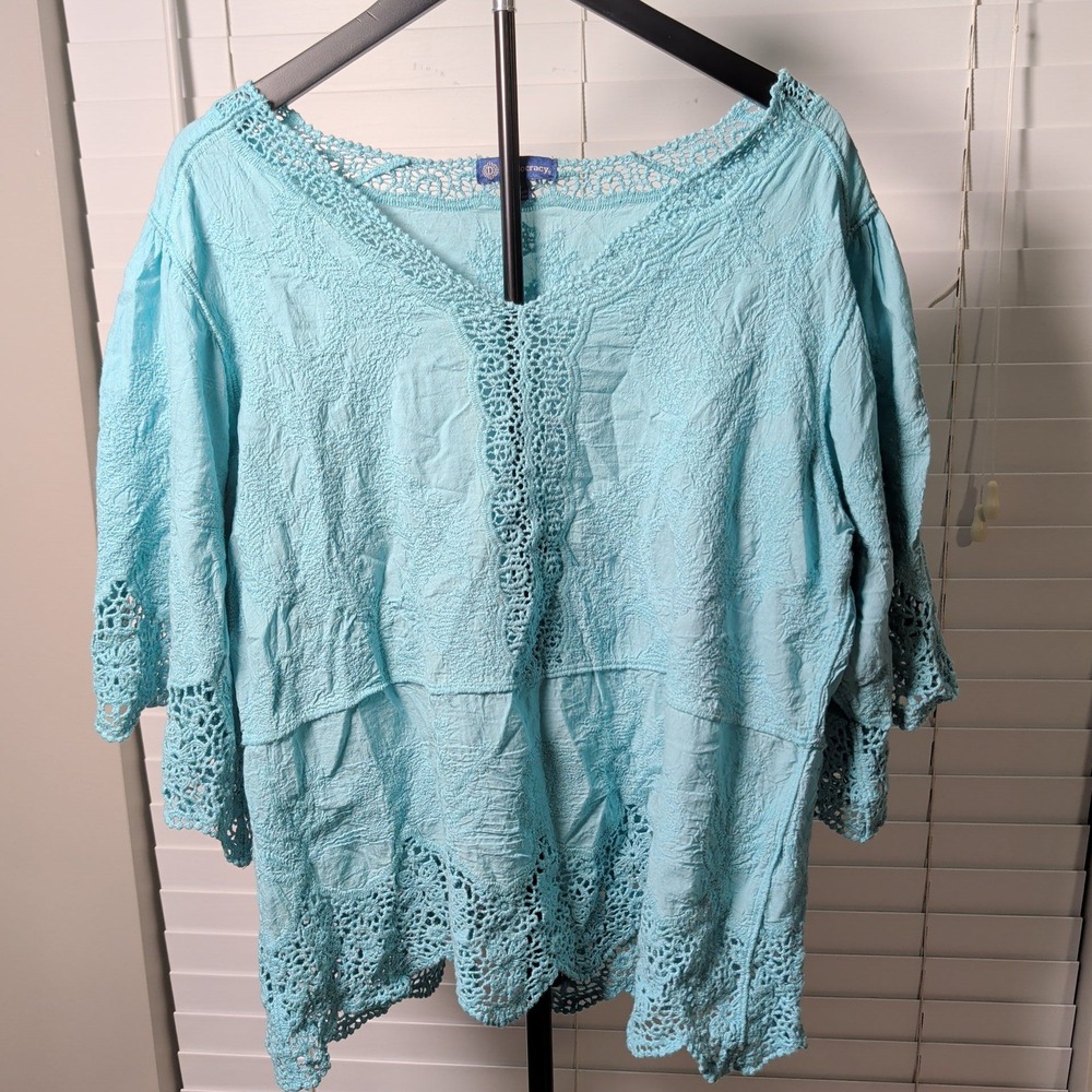 Democracy Embroidered Eyelet Blouse Womens Large Blue Boho Crochet Top Excellent